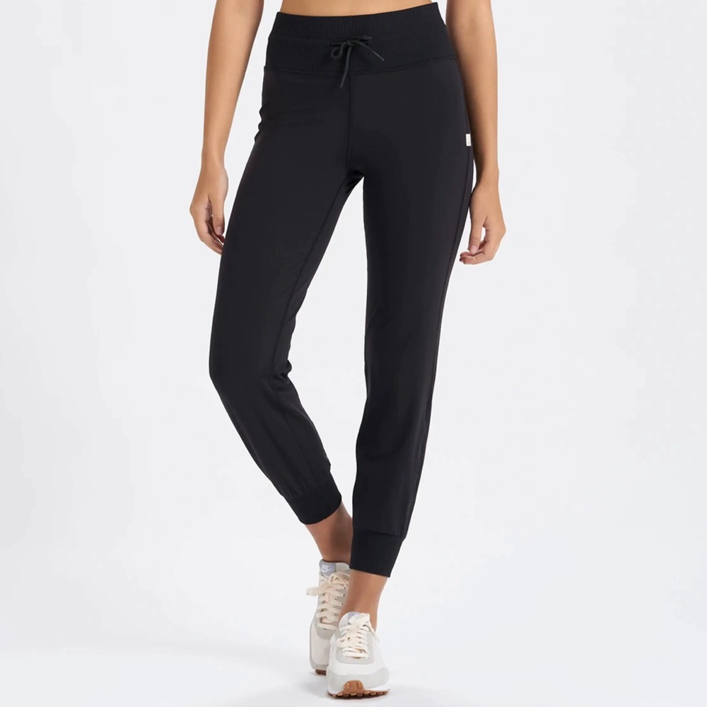 Vuori Black Daily Jogger Size XS